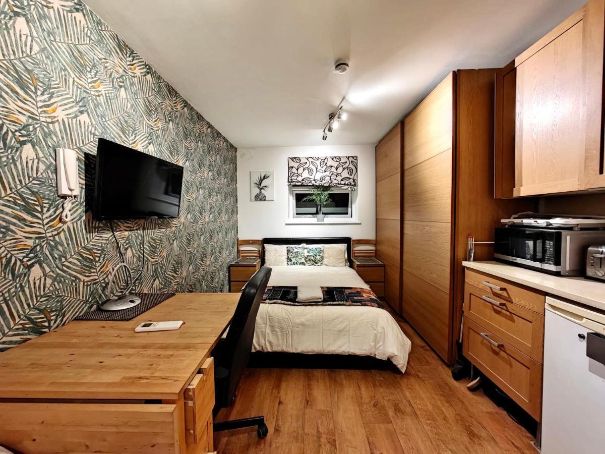 Studio Apartment 351 Ladbroke Grove, London W10 6Ha Exterior foto